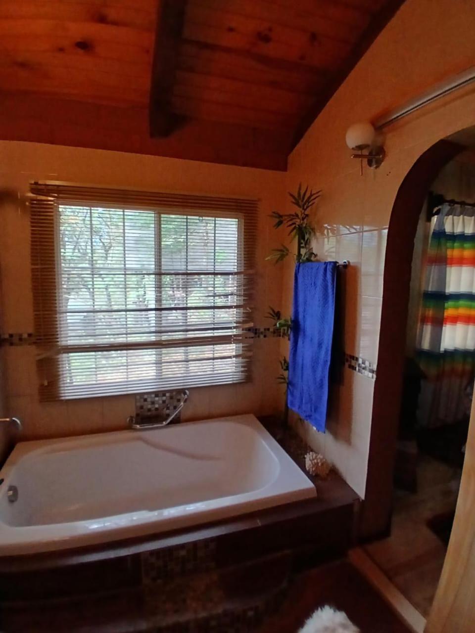 Cabaña con Jacuzzi en Puesta de Sol El Pacifico Exterior foto